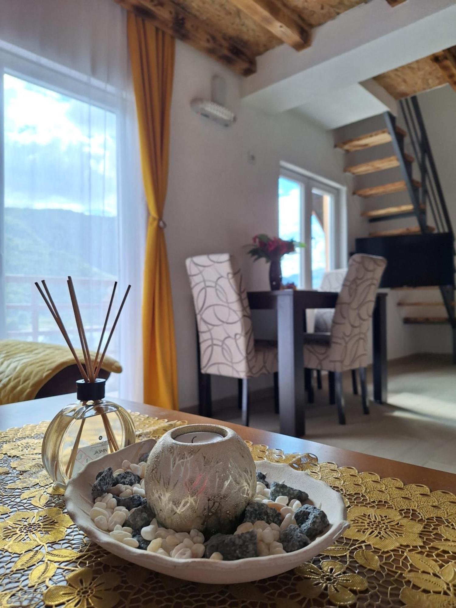 Apartmani Lena Плужине Экстерьер фото