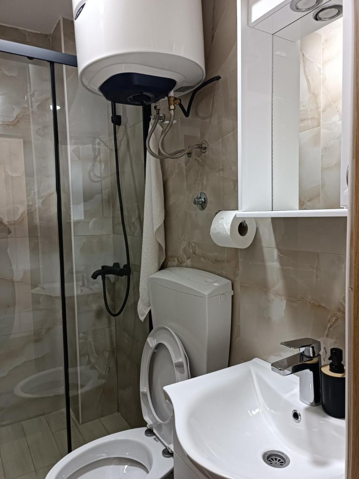 Apartmani Lena Плужине Экстерьер фото